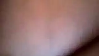 مترجم ولد يغنيك امه