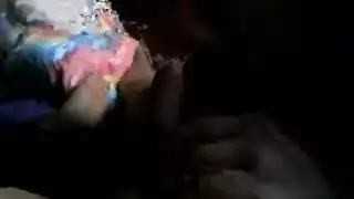 الشاب الممتلئ يتوق لفم مليء بالسائل المنوي