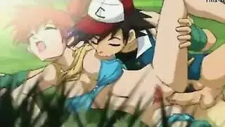 بورن بوضعية الكلب مع سمراء ضبابية واللعب الفموي