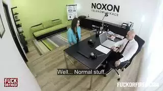 سكس فرنسي مع مزة فرنسية تمص و تتناك و تدلع مديرها مقابل البقاء في العمل