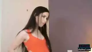 فتاة محلية ممتلئة في فعل اختراق مزدوج