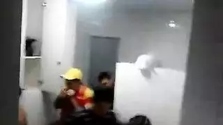 الكلبة الفندق جلد