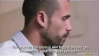 درس خاص لنائبة المدير الناضجة: الابنة الزوجة تأخذ عدة أعضاء ذكرية