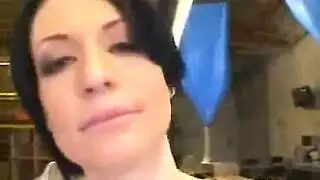 أصوات هزة جماع متطرفة: تصرخ أثناء الجنس الشديد