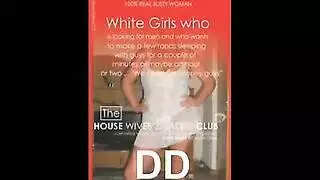 الفتاة العتيقة كريستي ستيفنز تمارس الجنس بالجوارب قضيب يضرب فتحتها الضيقة