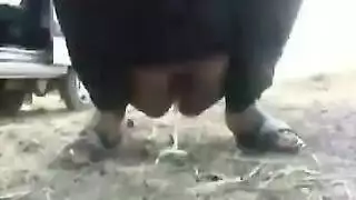 سودانية تأخذ قضيبًا صلبًا في كسها الضيق