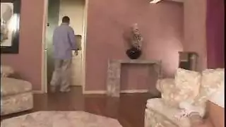 إيروتيكا غريبة: بنات أجنبيات في حركة صريحة