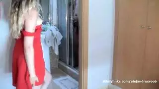 أب لبناني يضاجع ابنته المتعبة بعنف