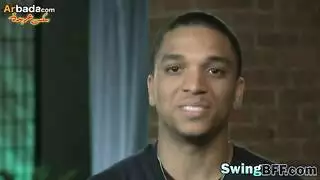 زوجات مشتركات وحفلة صريحة مع شركاء متعددين