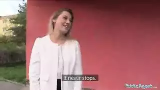 صفقة عنيفة لفتاة الهاتف الفاخرة: قضيب مقابل عملة