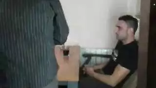 كارينا كابور في رسوم جنسية صريحة مع وحش