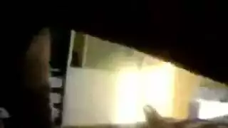 مشهد سكس ياباني ساخن: دفقات عميقة وصياح