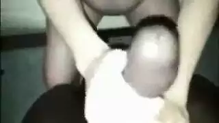 عاهرة ريفية مصرية تبتلع السائل المنوي