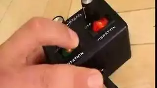 تضع الزب بين بزازا