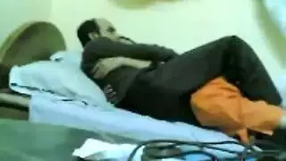 سكس بين البزاز البنت فوق الشب