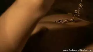 حفلة جنس نجمه ديسي: جنس عنيف وحلمات قائمة