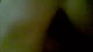 عربية جامحة تتوسّل لممارسة جنس شرجي قاسٍ