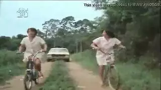 جنس خارجي وحشي: تجريدها ونكها على الرصيف