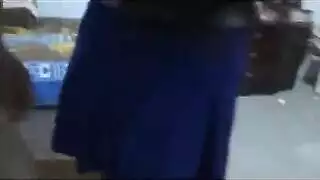 طياز محارم ساخنة اخته ترفع التنورة واخوها ينيك خرم طيزها