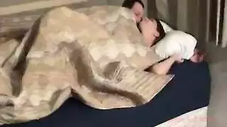 التزاوج الوحشي: فيلم إباحي حيواني كامل الطول