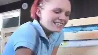 سكس شهوة الرضاعة: فتاة ذكية يتم تفريغ ثدييها