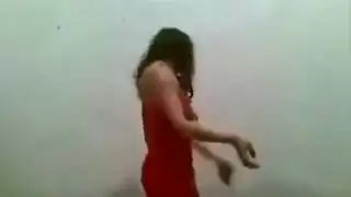مغازلة رقصة الحضن قبل ابتلاع سائله المنوي