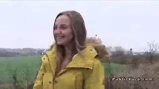 صحيح أو خطأ، سيقبل أي عمل إباحي من أجل المال